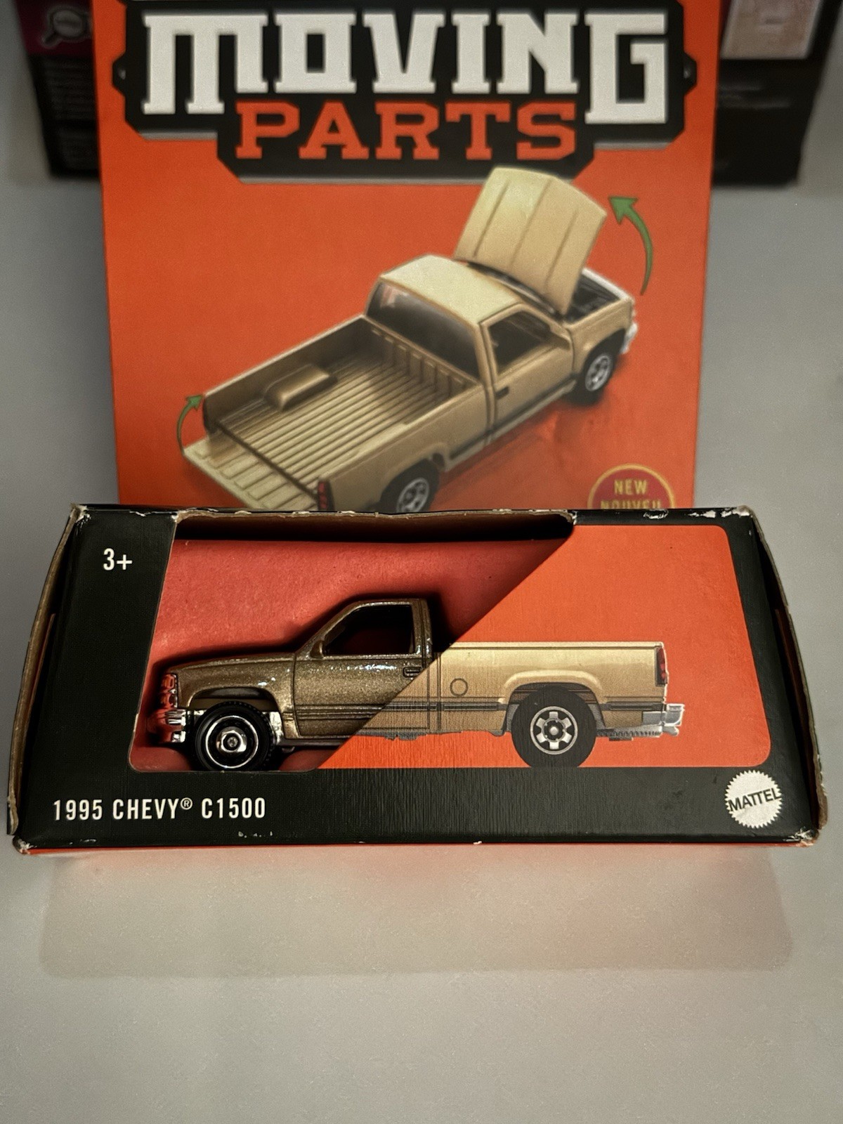 2024 MATCHBOX MOVING PARTS SERIES 1995 CHEVY C1500 TAN