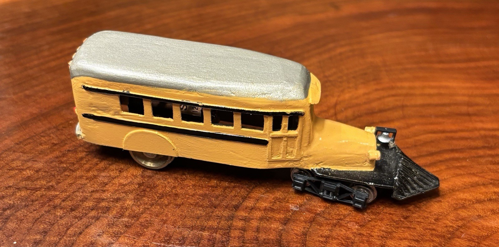 HO Gauge 1935 Powered Rail School Bus—Heavy Metal—Custom Built