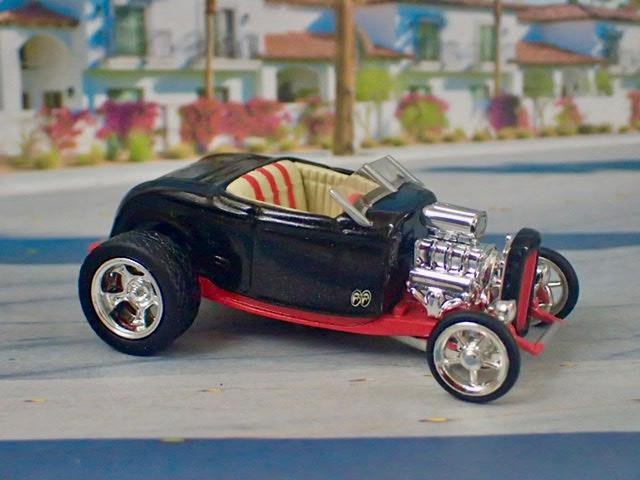 Mooneyes Equipped SC Flathead V8 1932 Ford Roadster Hot Rod 1/64 Scale Ltd Edt F