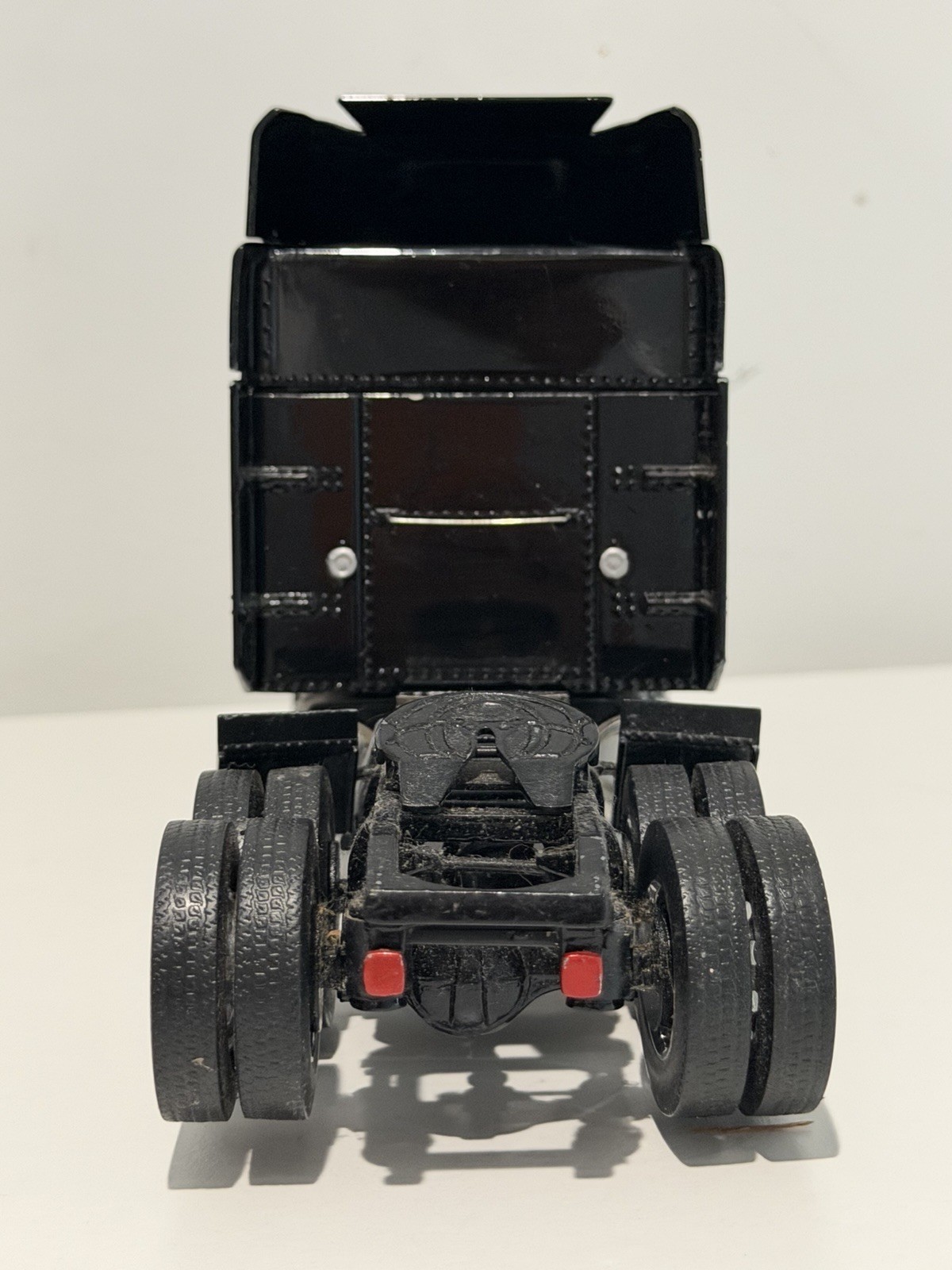 Peterbilt Truck Tractor Trailer Unit in Black by Franklin Broken