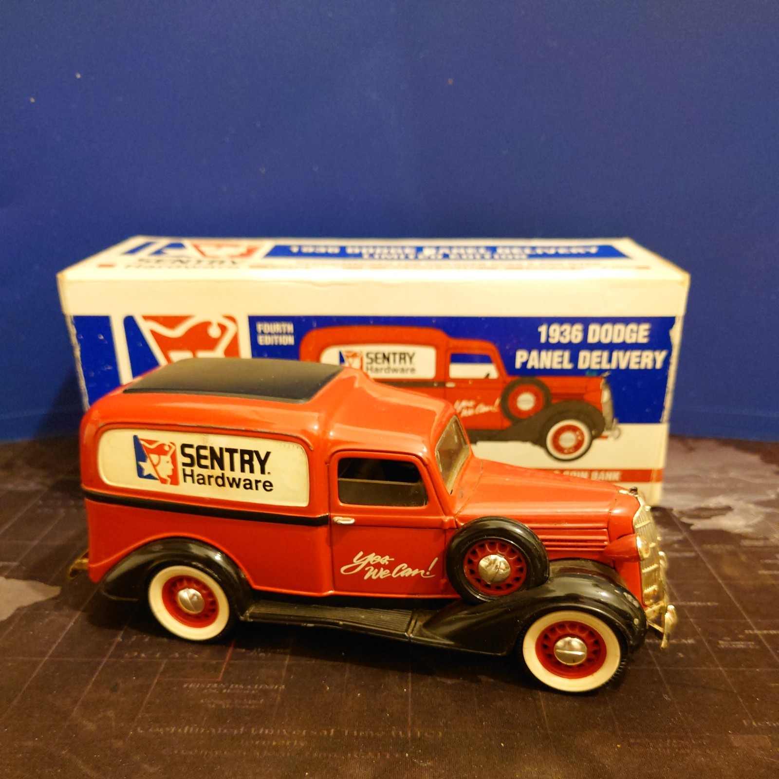 Liberty Classics 1936 Dodge Panel Van 1:25 Scale Diecast Coin Bank Money Box