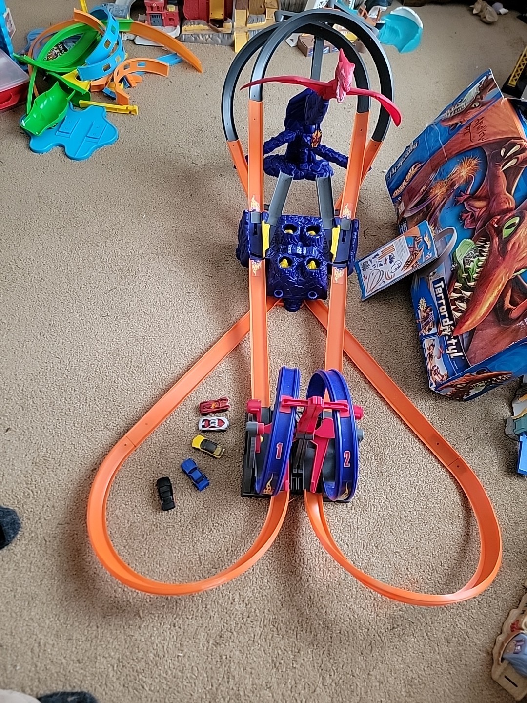 2006 Hot Wheels Terrordactyl Complete Set (See Description.)