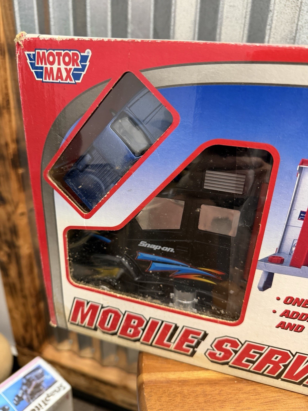 Snap-On Tools Mobile Service Center 23″ Truck Playset Motor Max SSX06S131Q4 1:43