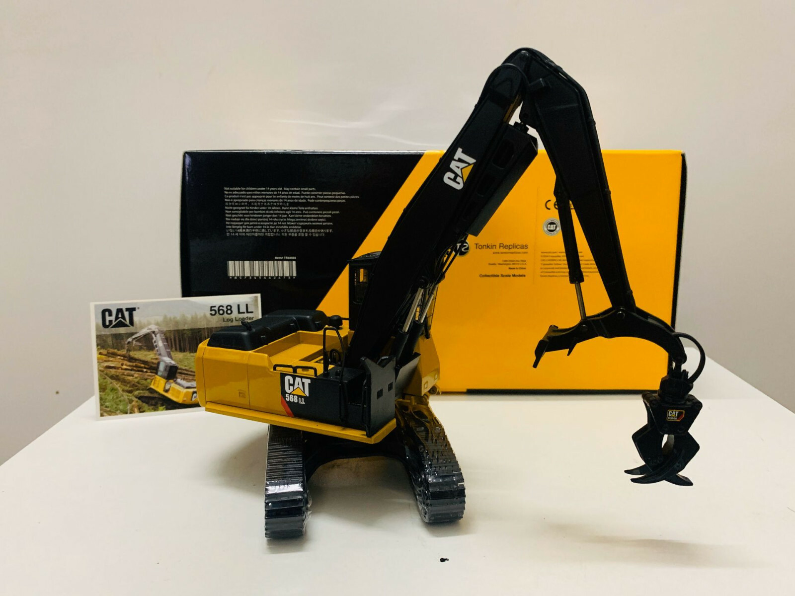 Tonkin Replicas Cat 568 LL Forestry Machine 1/50 Scale DieCast TR40002 New Box