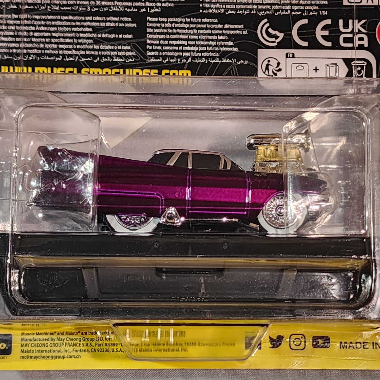 Muscle Machines 25th Anniversary 1961 Cadillac Die-Cast Car Model # 16