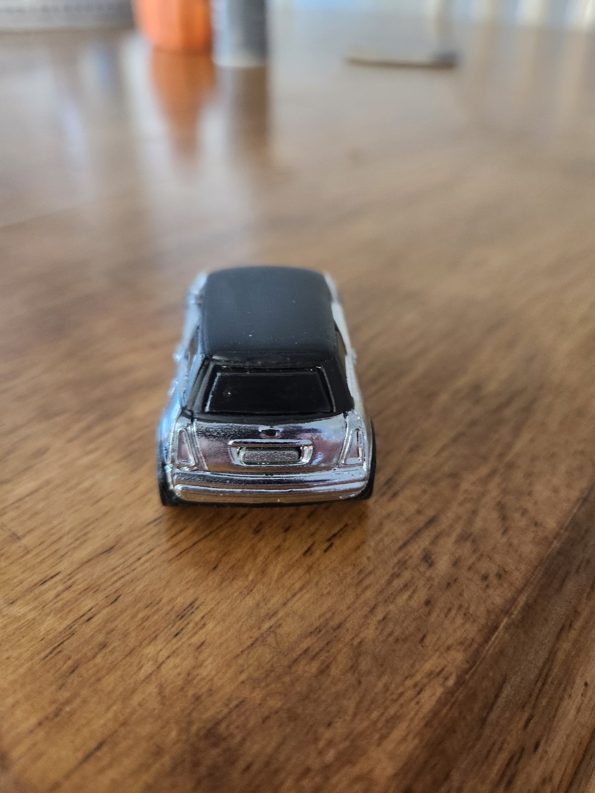 Hot Wheels Classics series 5 Mini Cooper chrome Real Riders 2009