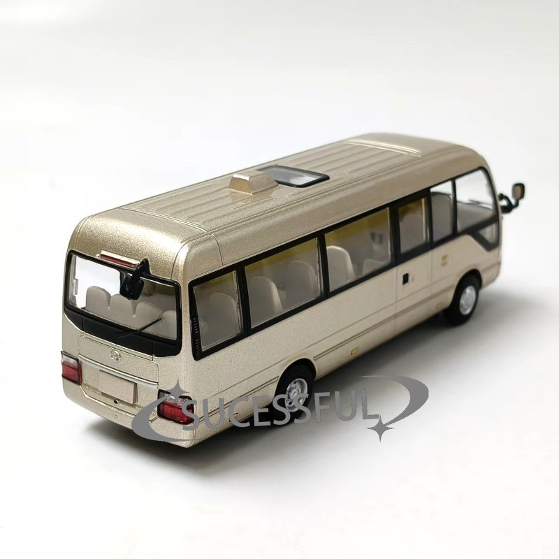 1:64 2013 Toyota Coaster Diecast Alloy Official Minibus Replica Model