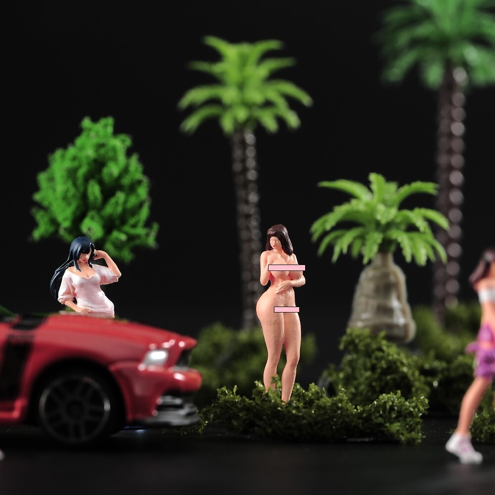 Mini Resin 1:64 Painted Beauty Sexy Girl Doll Figure Miniature Model Fit Car Toy