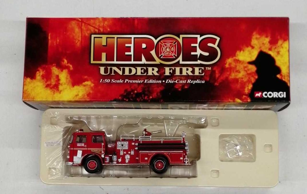 CORGI US50805 Baltimore 1/50 Scale Model Display Vehicle Collectible Used