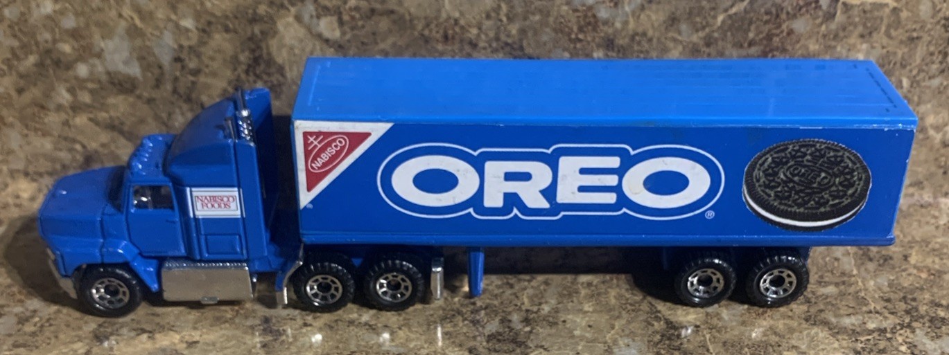 Matchbox Super Rigs FedEx, HAWAIIAN PUNCH, M&M’s,OREO, PIZZA HUT, PEPSI LOT OF 7