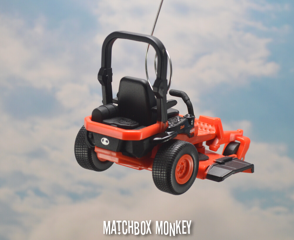 Kubota Z700 Zero Turn Mower Christmas Ornament Garden Landscape Lawn Adorno