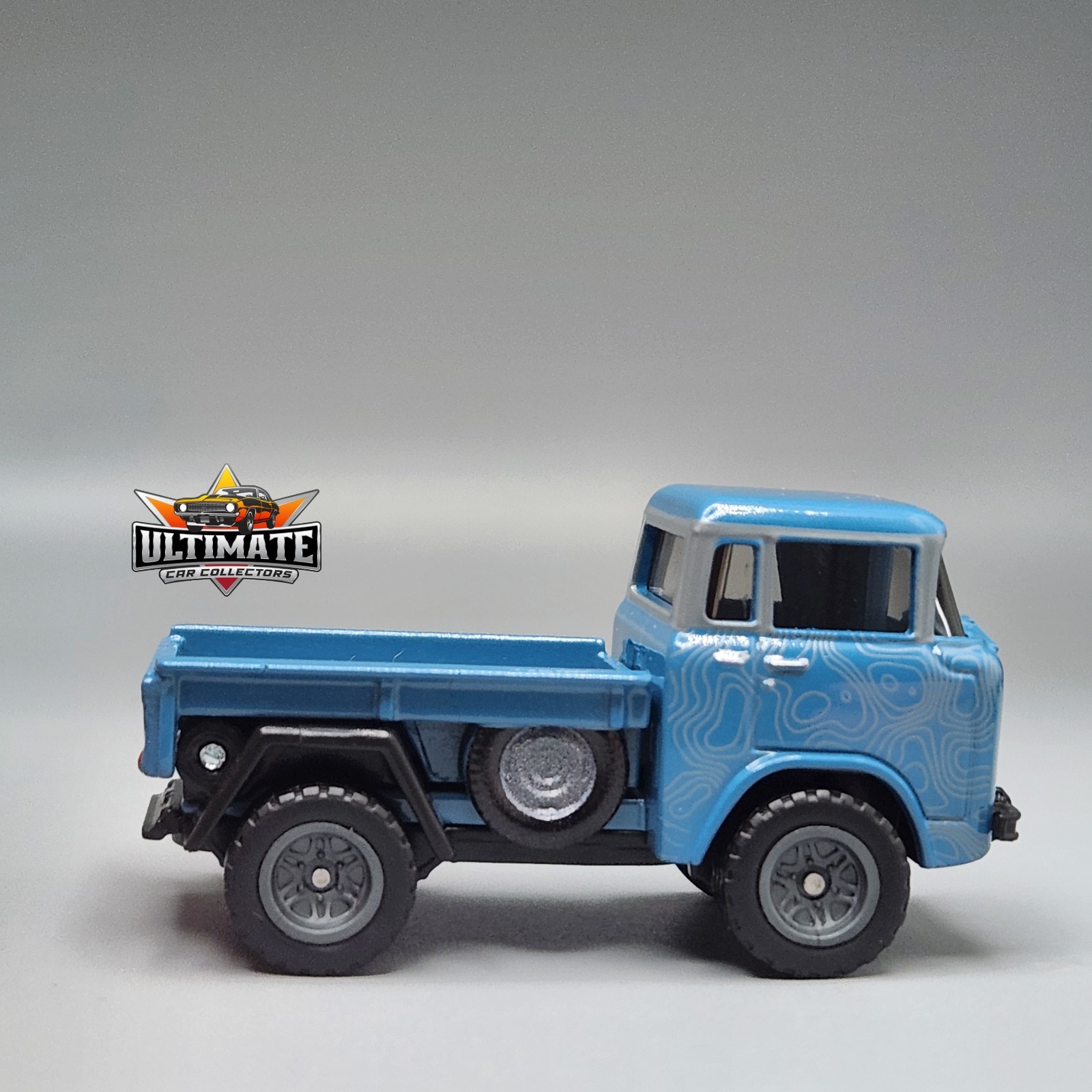 1961 61 Jeep FC Truck Collectible 1/64 Scale Diecast Collector Car