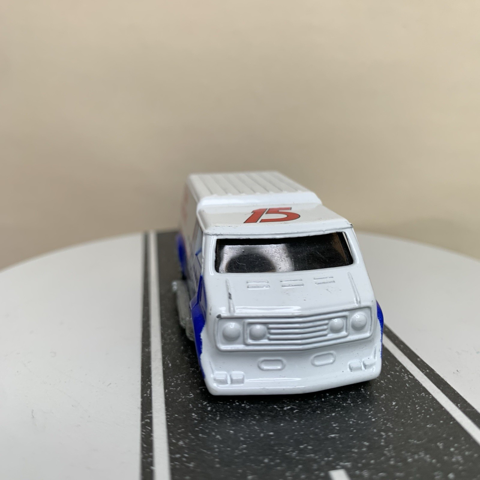Corgi Mattel Auto City Team Racing Hot Rod Custom 70s Super Van White 1:64 NM