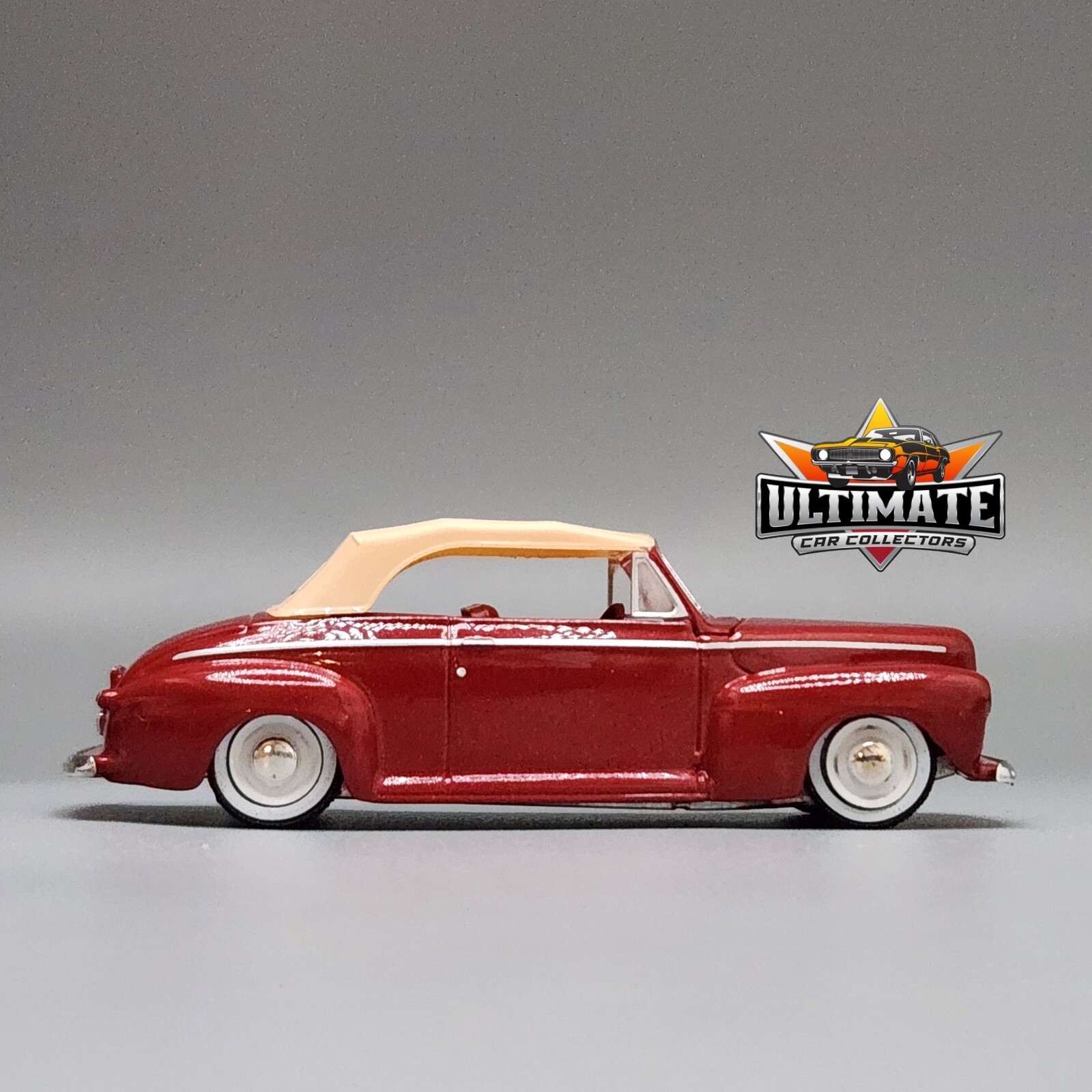 1946-1955 Ford Super Deluxe Collectible 1/64 Scale Diecast Model Collector Car