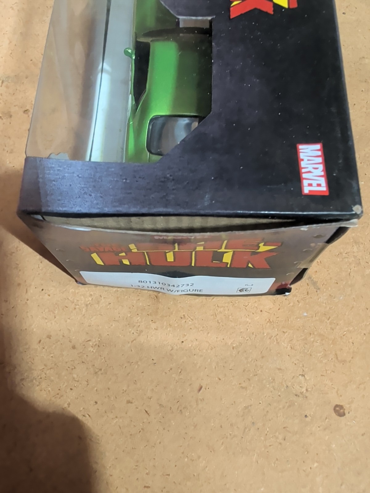 Jada Toys Hollywood Rides: Marvel “She-Hulk” & 73 Plymouth Barracuda 1/32 Scale