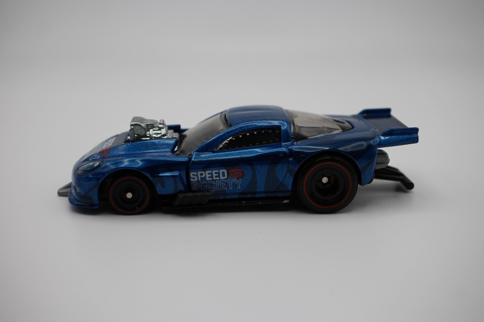 Hot Wheels ’12 Chevy Corvette Z06 Drag Racer Speed Society Blue 1:64 Loose 2021