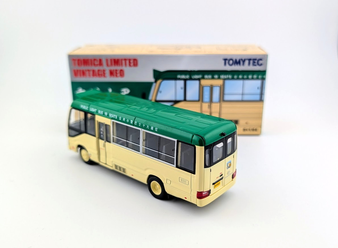 Tomica Limited Vintage Toyota Coaster Hong Kong Public Light Bus Green Model Car