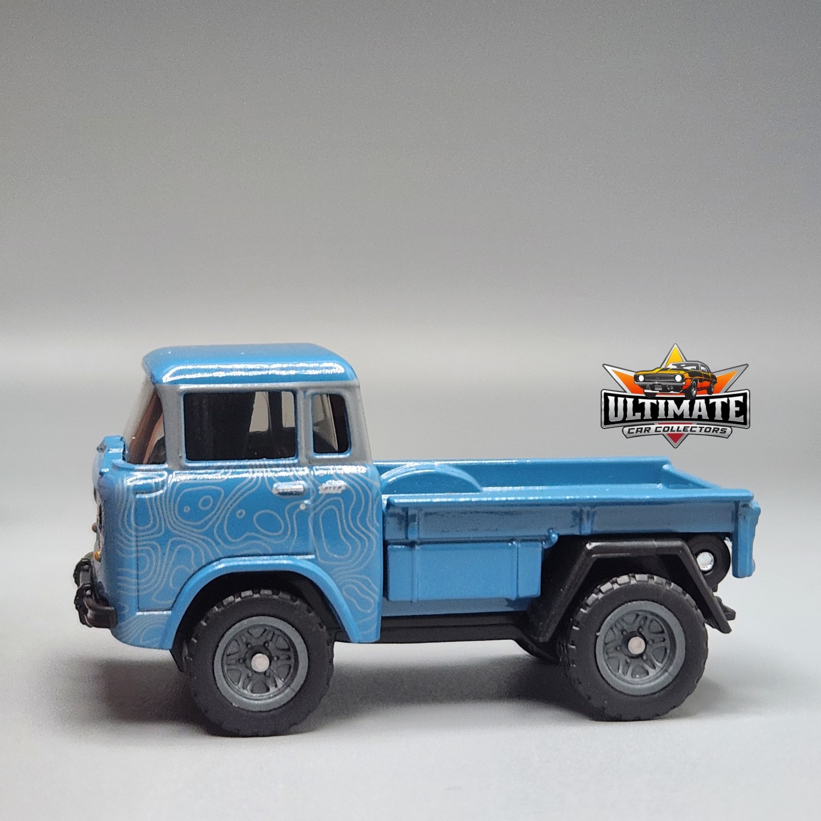 1961 61 Jeep FC Truck Collectible 1/64 Scale Diecast Collector Car