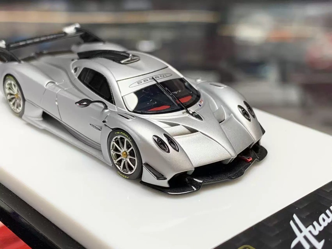 DMY 1:64 Pagani Huayra R Full Carbon Matte Silver Resin Collectible Car Model
