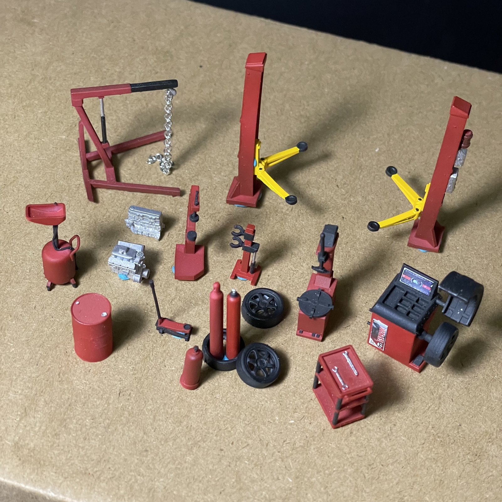 Diorama 1/64 Diecast Car Garage Model Set Repair Workshop Display Accessory Prop