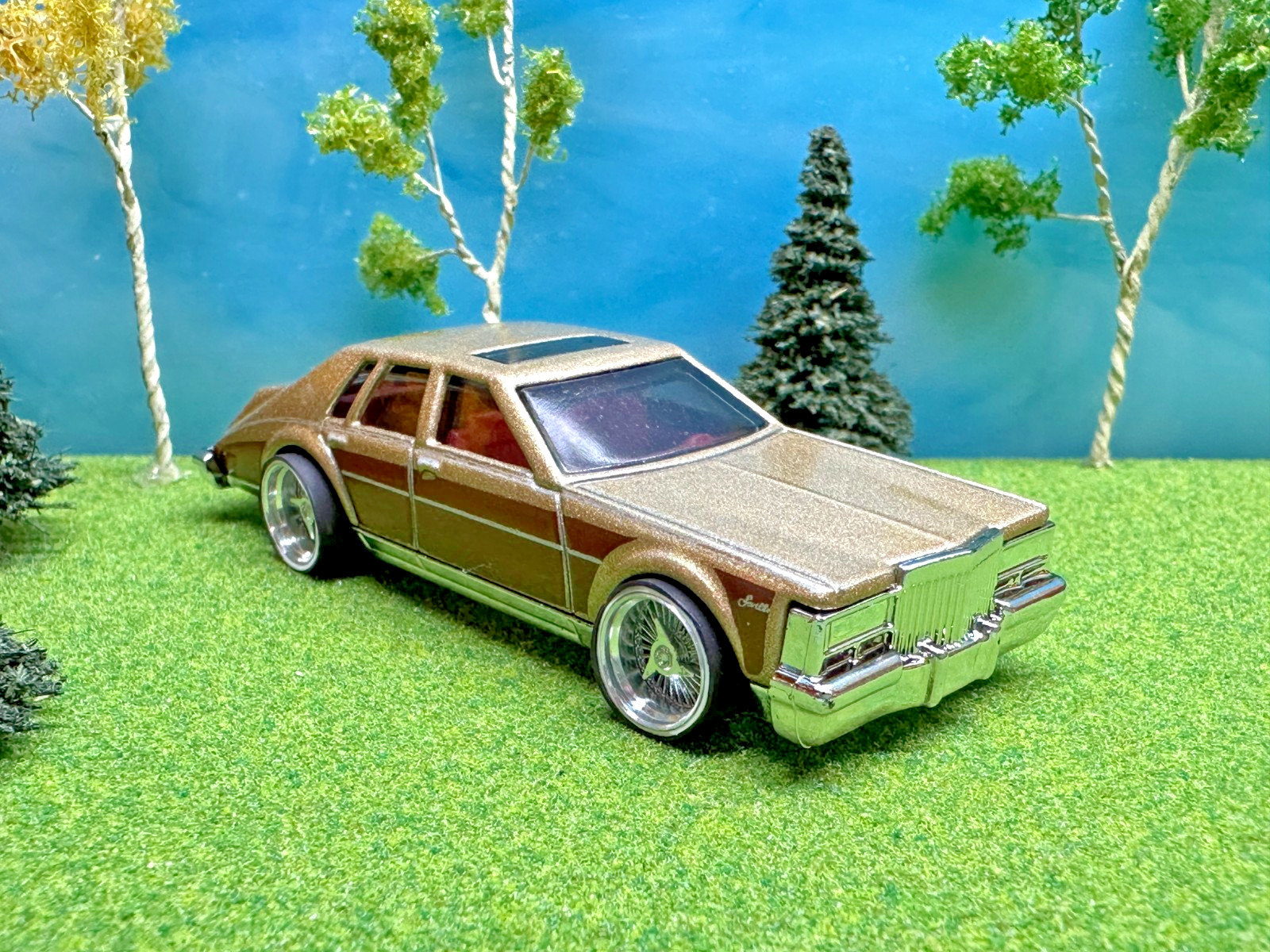 Custom Hot Wheels 1982 Cadillac Seville, Custom Rims & Band Tires