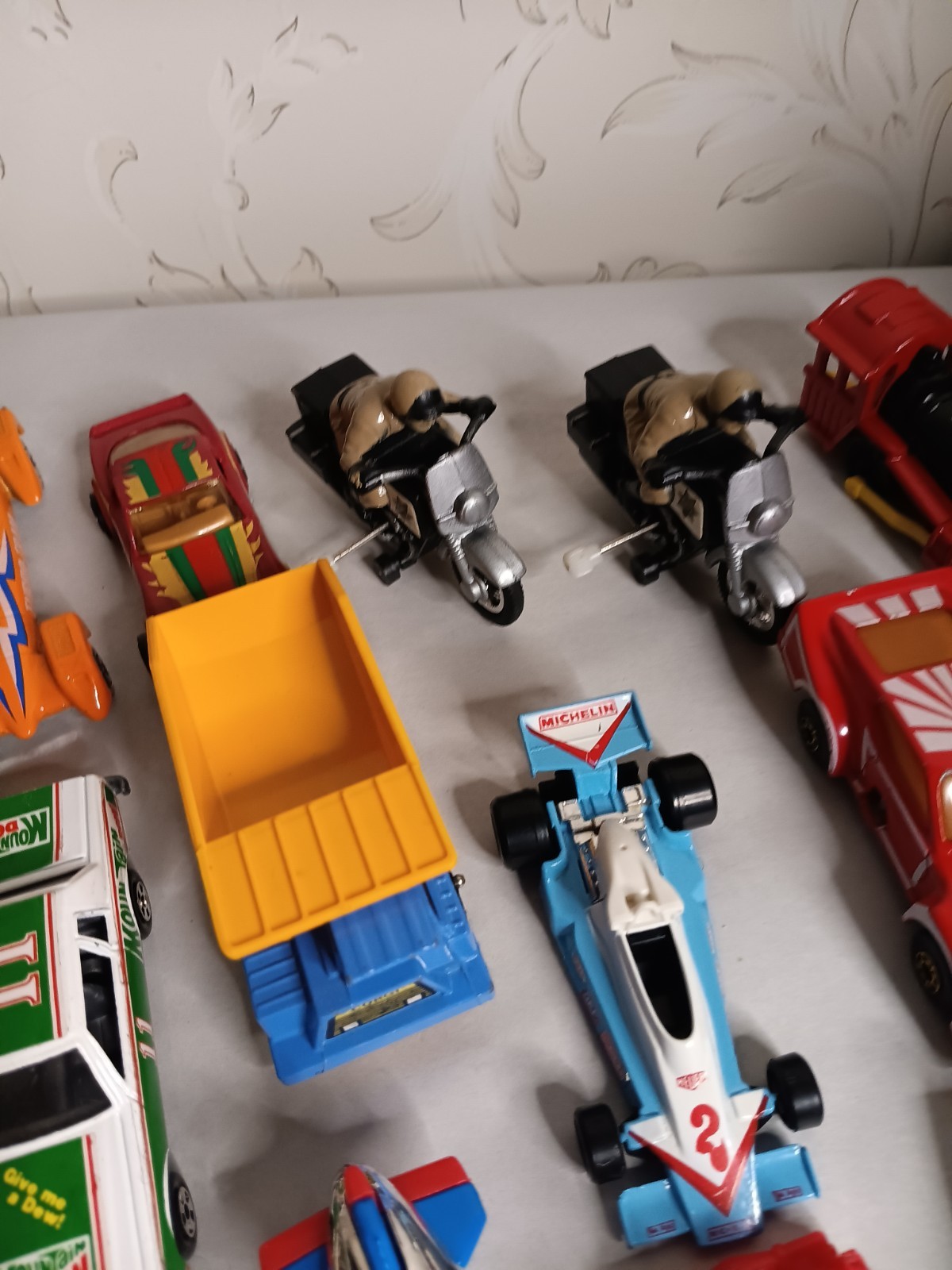 vintage 1/64 diecast cars lot Various Brands
