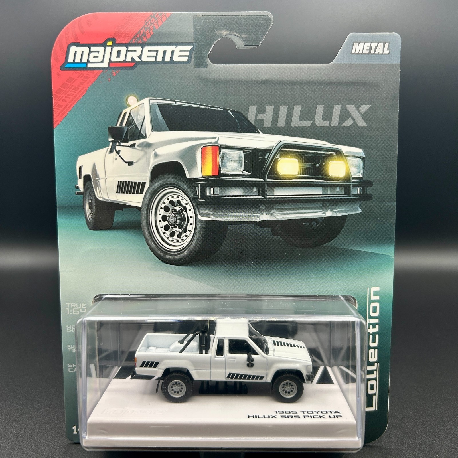 Majorette 1/64 Collector Series Wave 4 1985 Toyota Hilux SR5 4×4 White