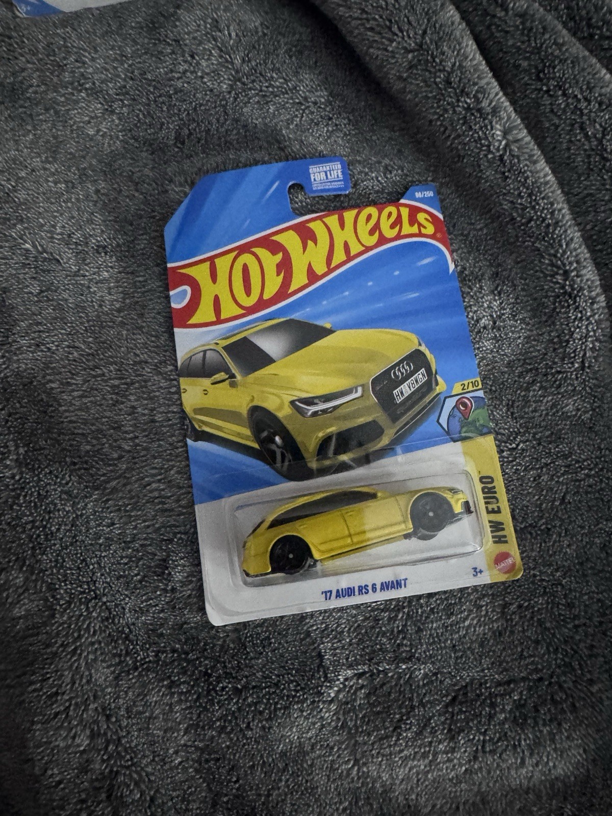 Hot Wheels HW Euro ’17 Audi RS 6 Avant Yellow/Black Diecast Car 1:64 Unopened