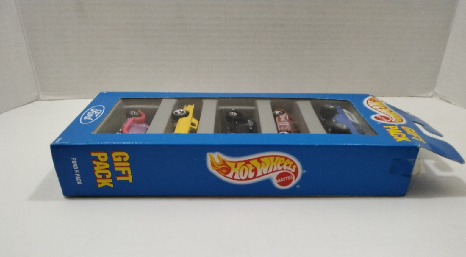 Hot Wheels Ford 5 Pack With Rare 3 Window 34 Ford Coupe Pink Chrome