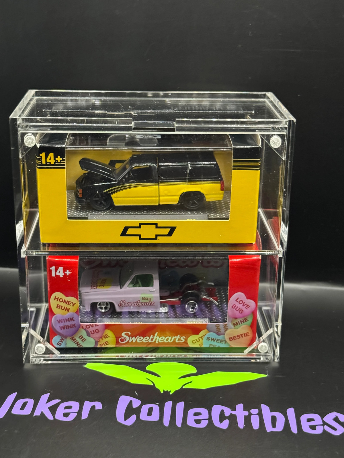 Showcase 1:64 2-Car Desk Top Collector Display Case with Cover (5″ x 2.5″ x 4.75