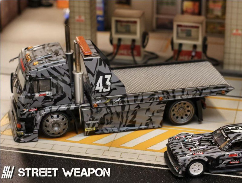 SW 1:64 1965 Mustang Hoonicorn RTR V3 KamaZ Trailer Diecast Model Car Collect