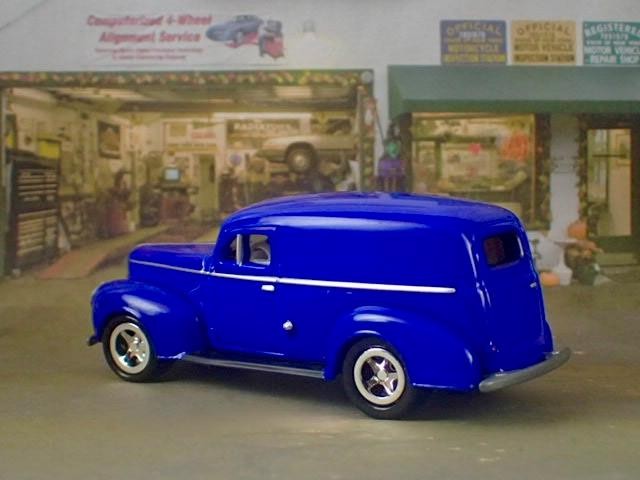 Vintage Hot Roding 1940 Ford Flathead V8 Deluxe Sedan Delivery 1/64 Scale LE O