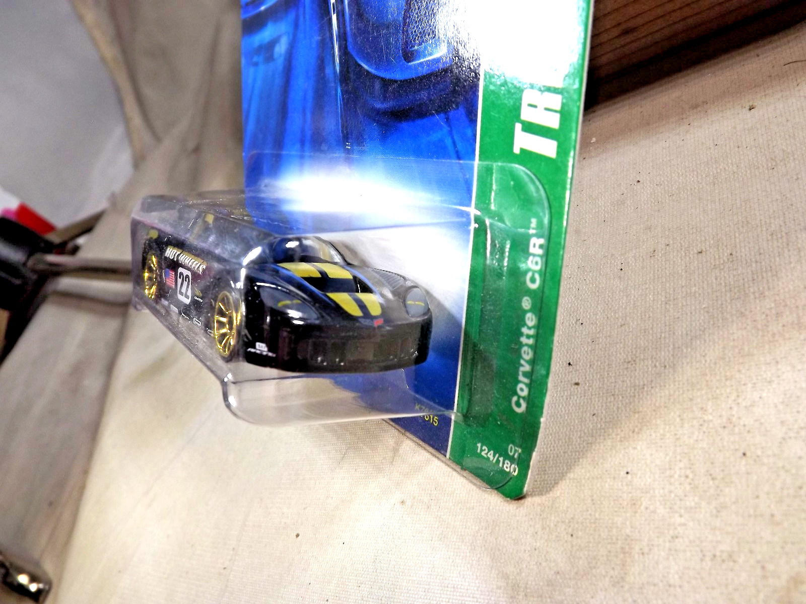 2007 Hot Wheels #124 Treasure Hunts 4/12 CORVETTE C6R Black w/Gold 10 Spokes