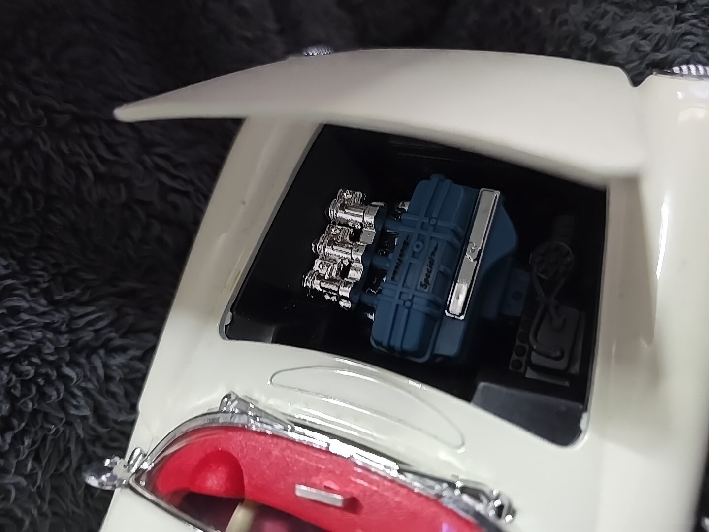 MIra Golden Line Collection Very RARE White Hard Top Corvette Convertible 1:18