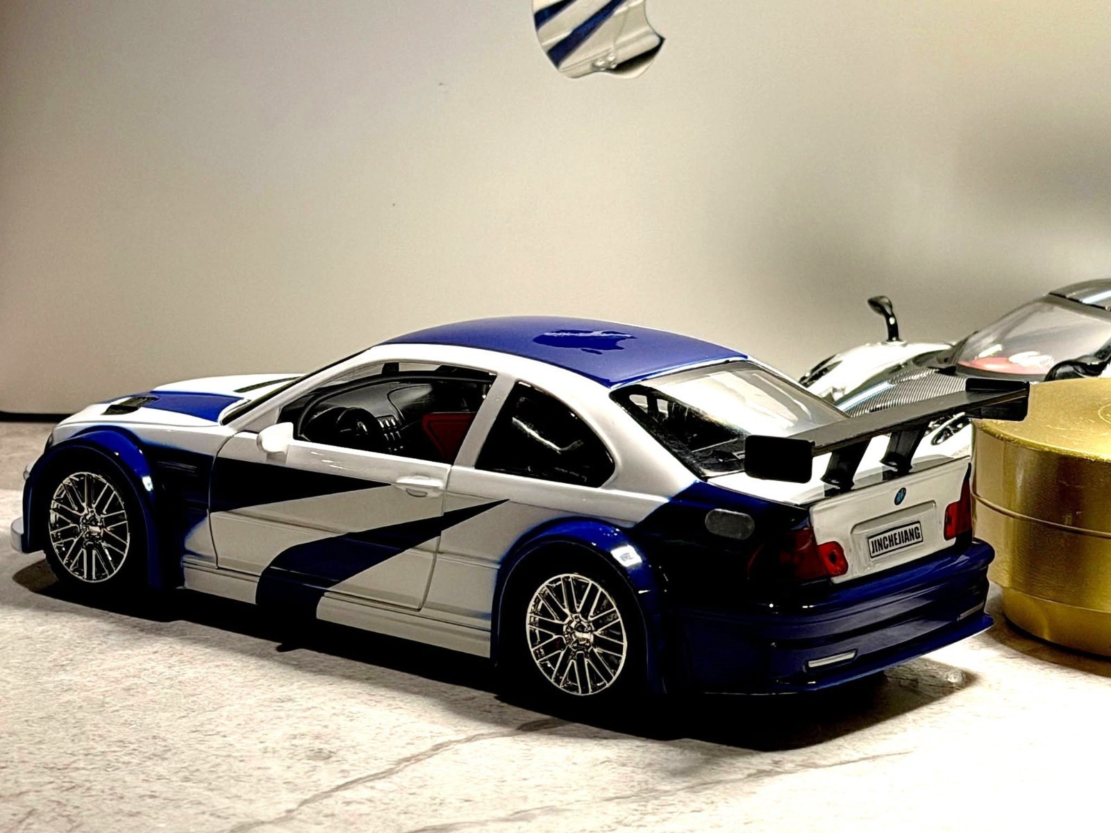 1:24 BMW M3 GTR E46 Diecast Model Car – Sports Muscle Car Collector Display