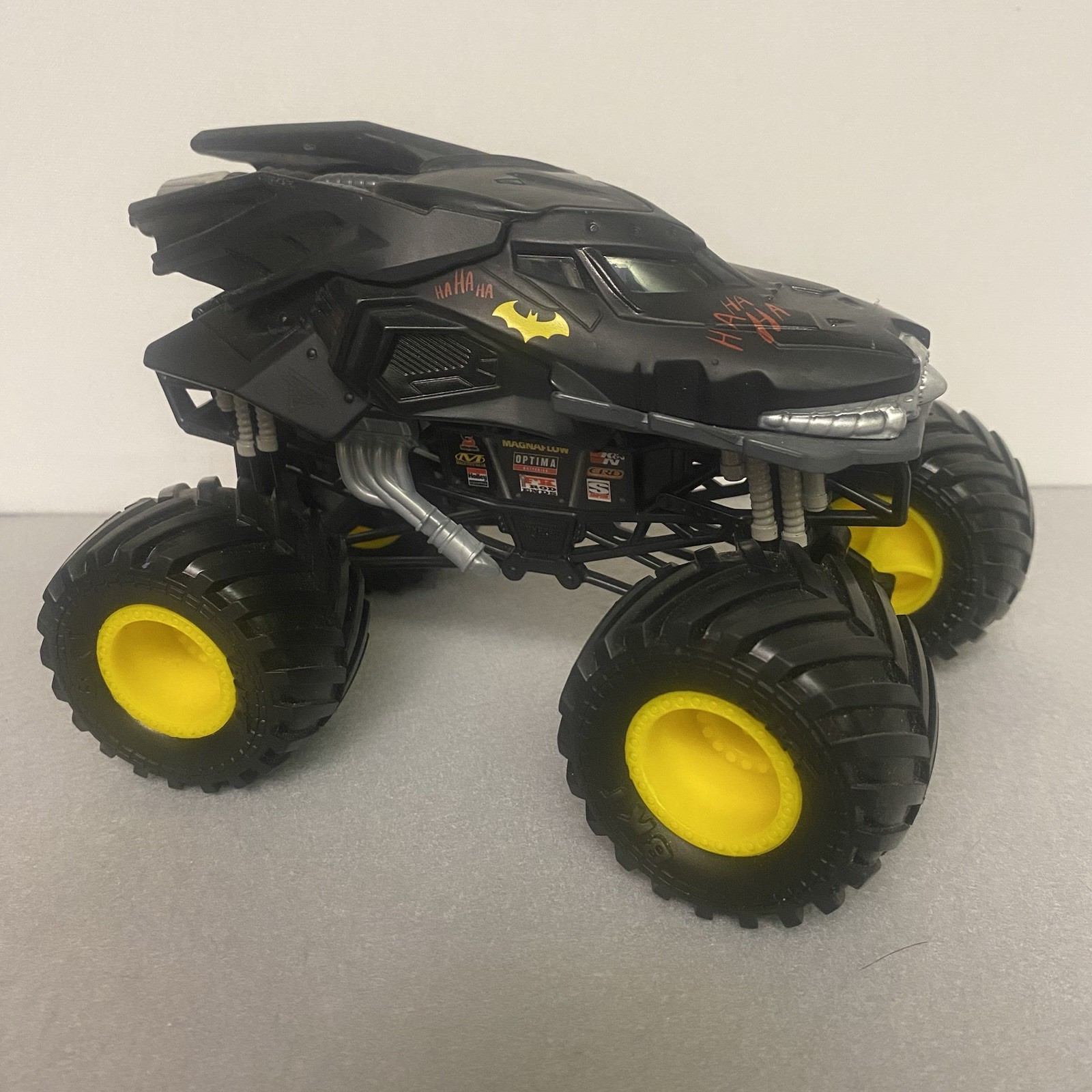 Monster Jam Batman Monster Truck 1:24 Spin Master 2021 Diecast Toy Car
