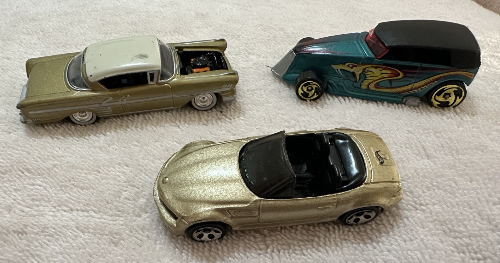Vintage Collectible Cars Variety of Models Lot Of 34 Hot Wheels+, Various Years