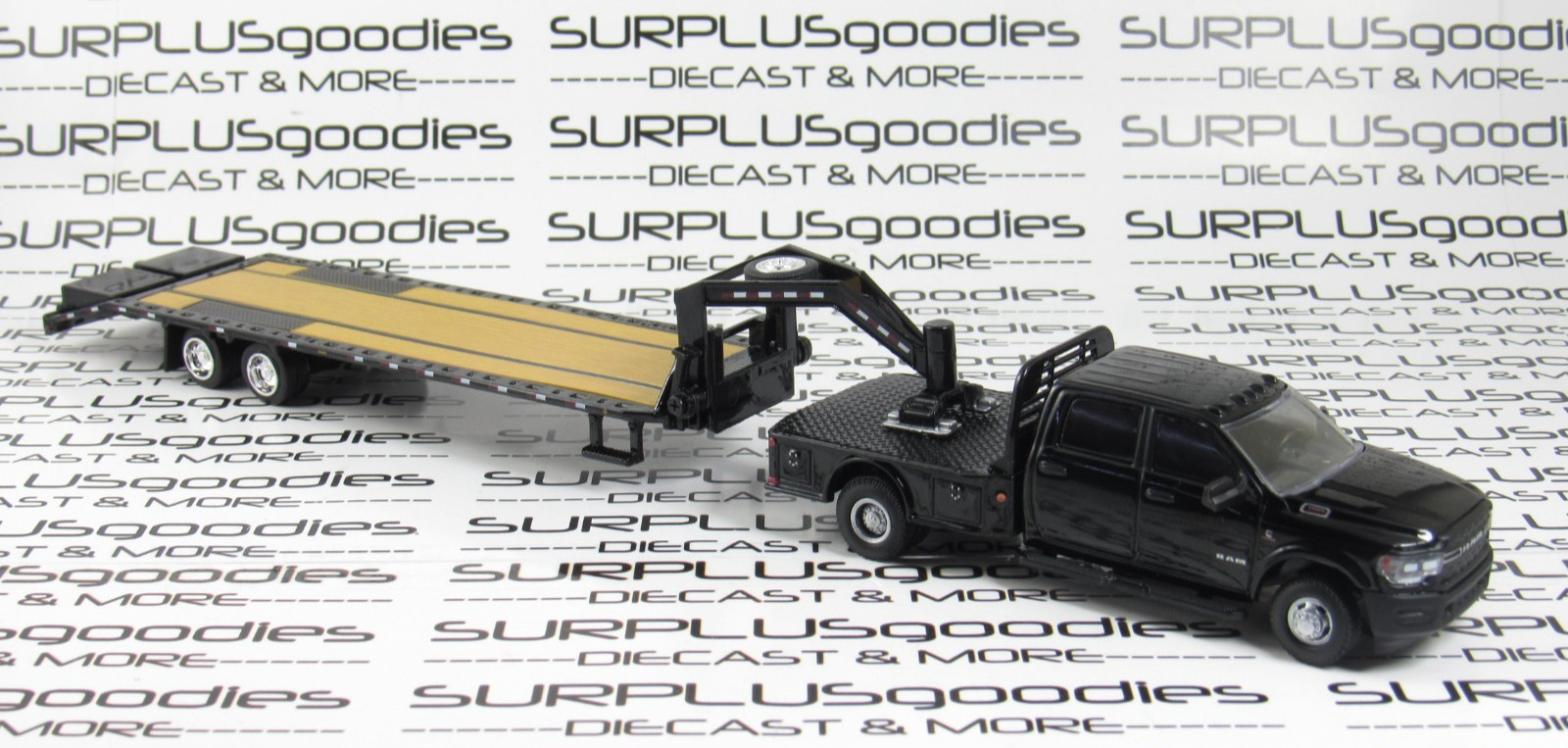 Greenlight 1:64 Black 2023 DODGE RAM 3500 Dually Flatbed w/Gooseneck Trailer