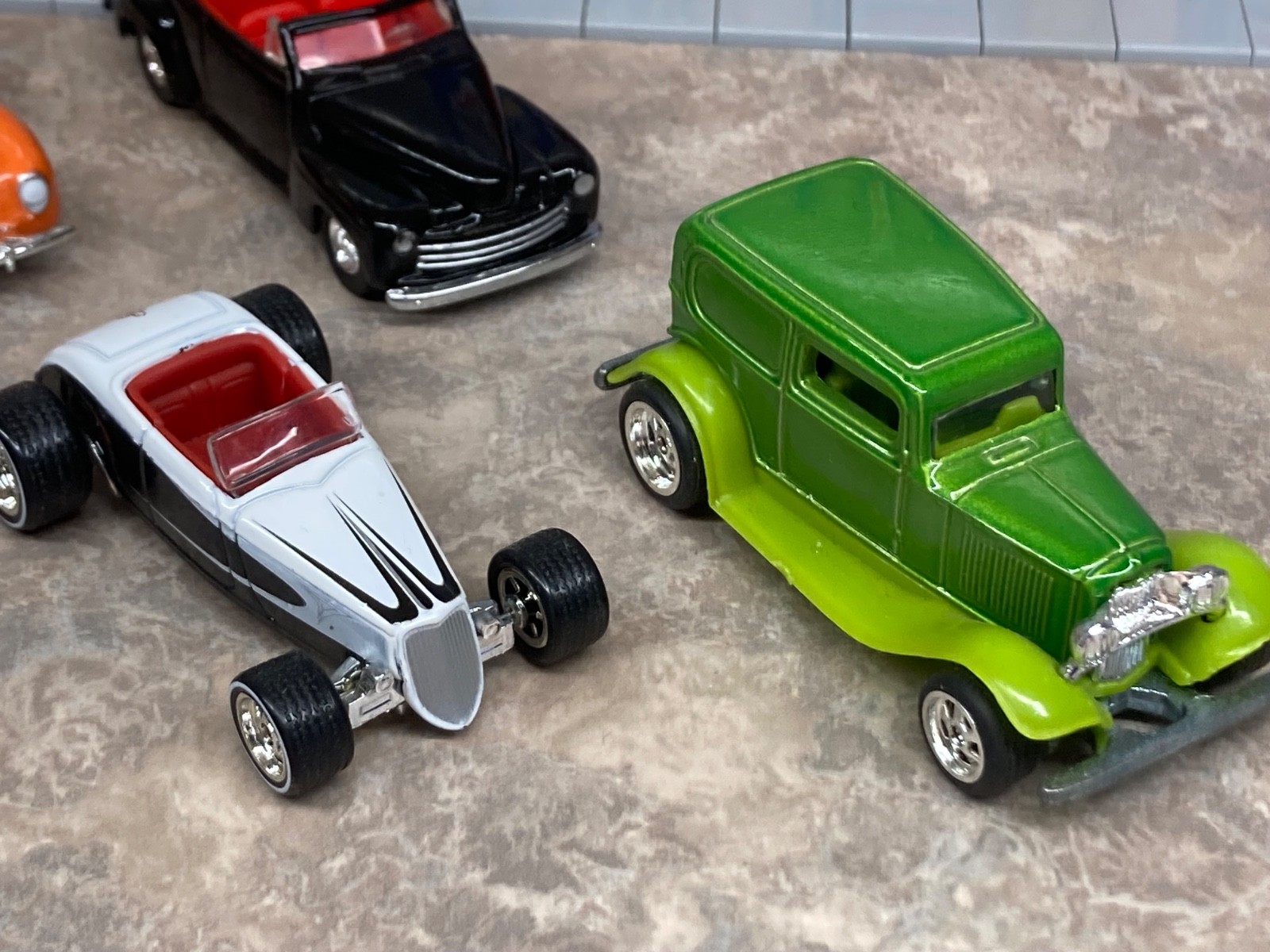 5 Hotwheels Real Riders Ford Street Rods