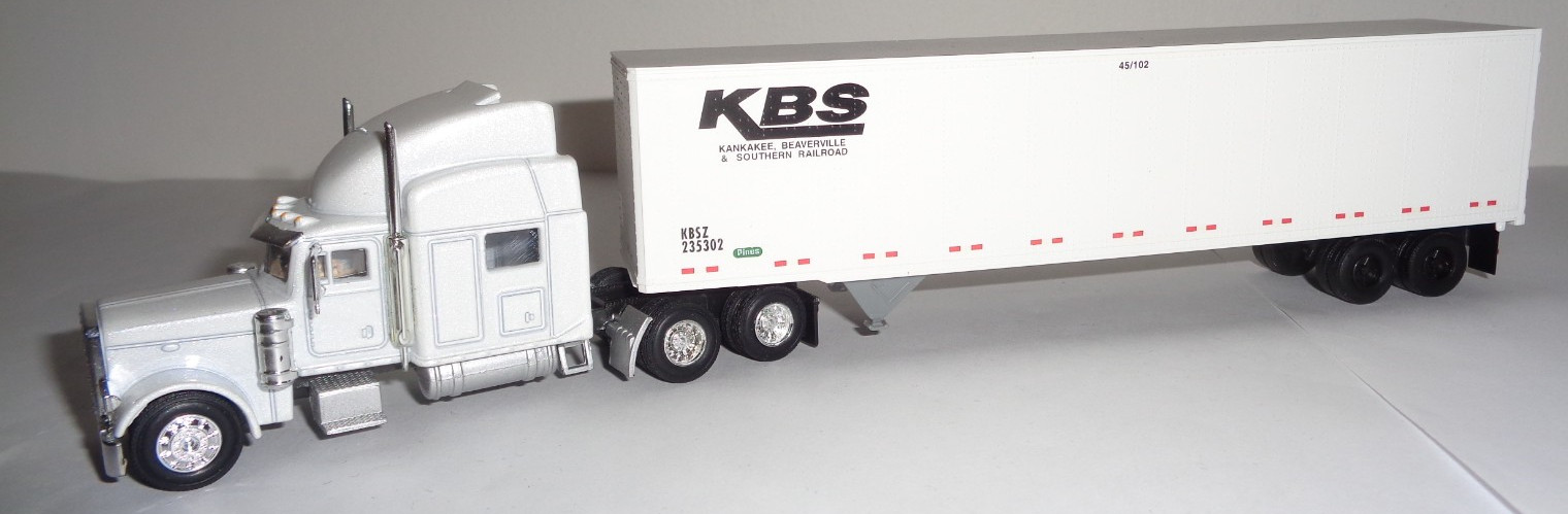 Malibu International 1/87 Peterbilt 379 W/Atlas Pines 45′ Dryvan Trailer – Loose