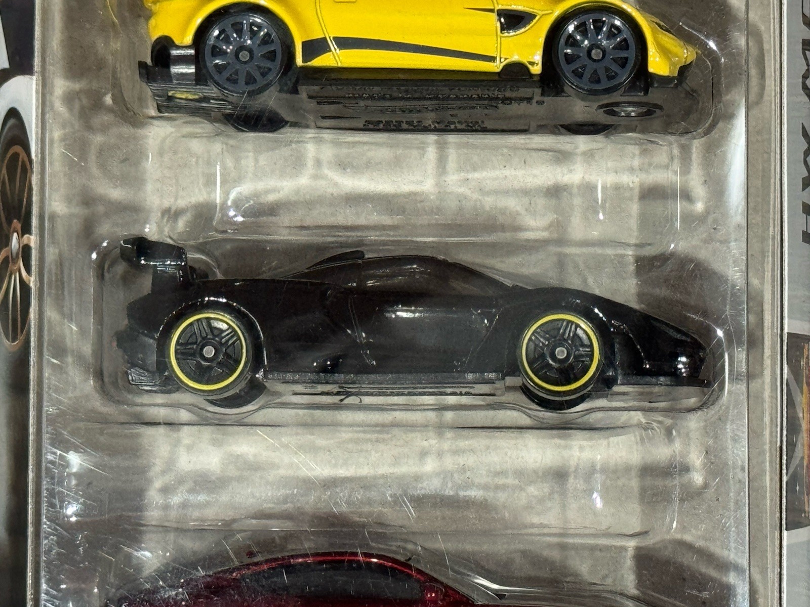 Hot Wheels 2023 Gift Pack of 5 Cars HW Motor Show – 1:64 Diecast Cars