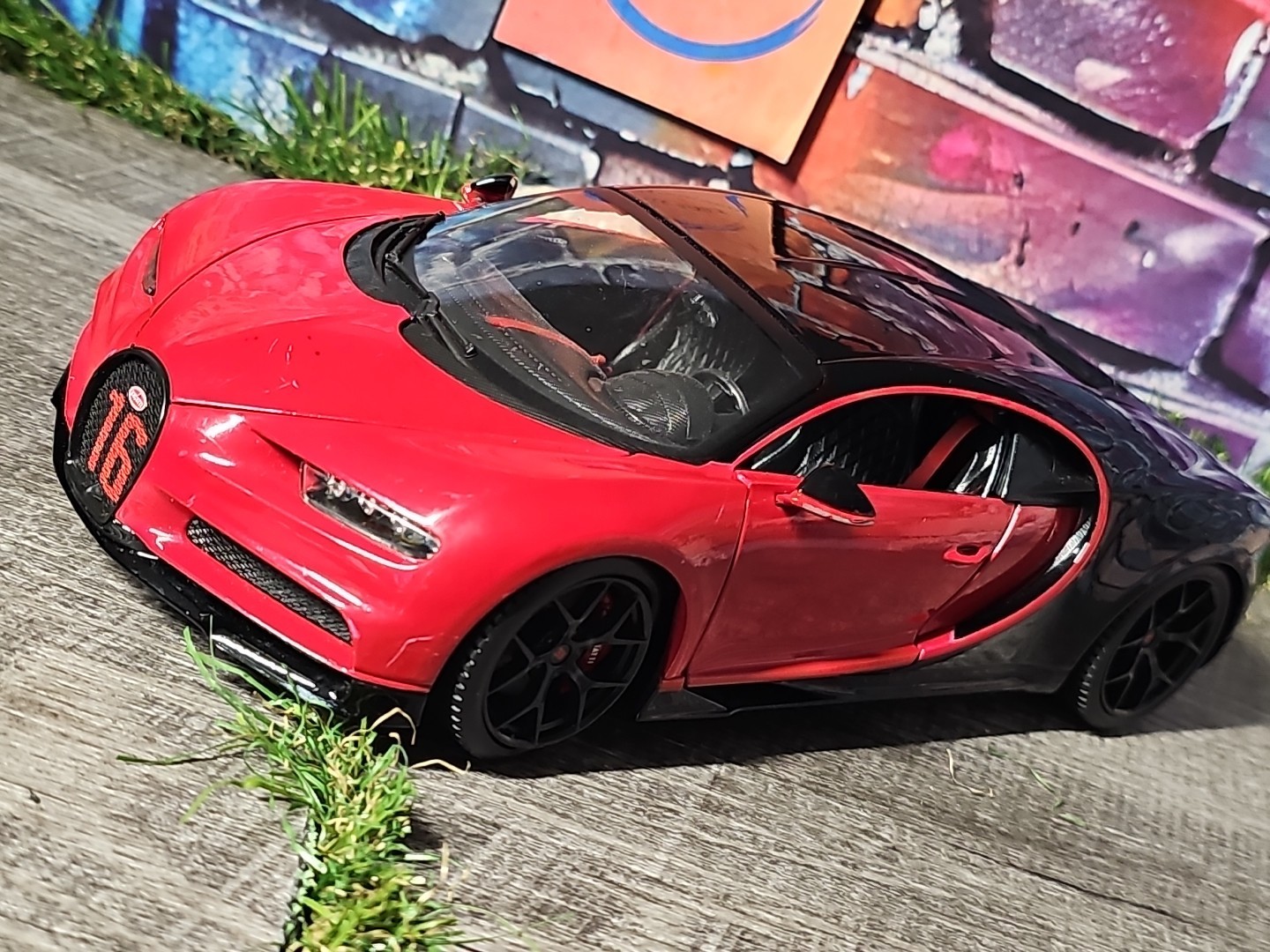 Bburago Black And Red Bugatti Chiron 1:18 Diecast Car NO BOX