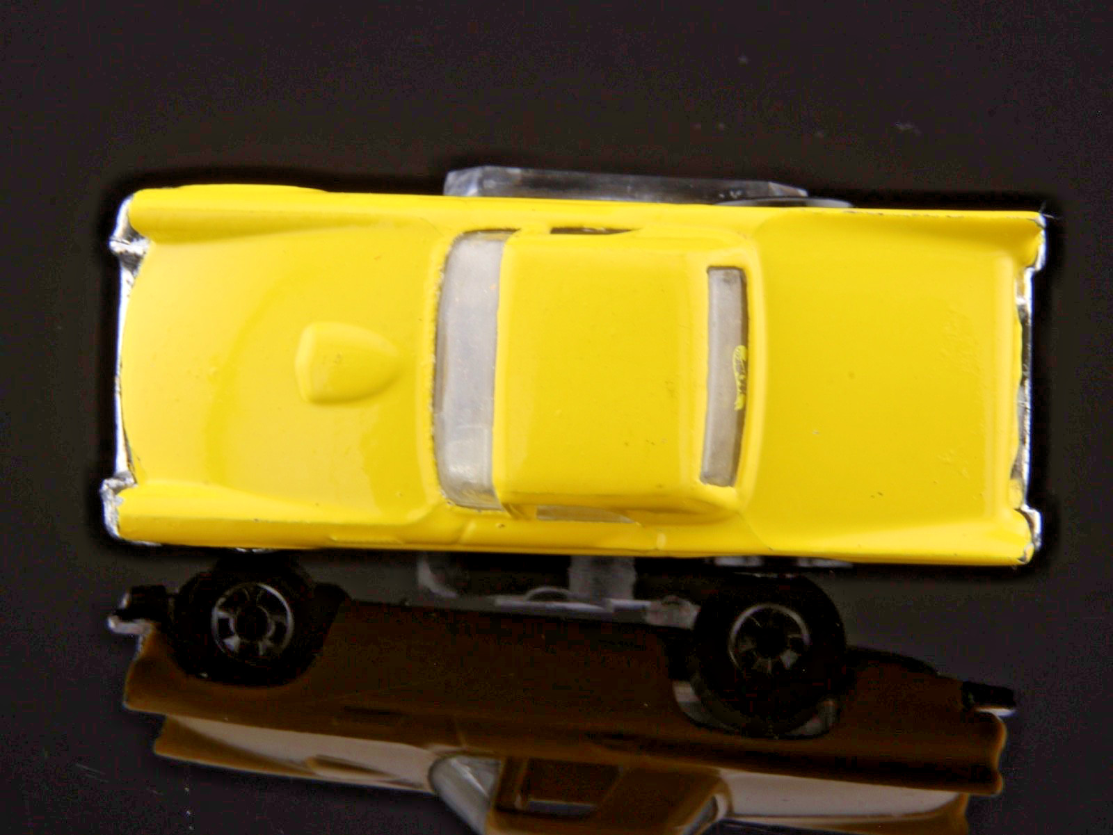 1977 Hot Wheels 5-Pack Exclusive ~ 1957 FORD T-BIRD ~ Blackwall Diecast Yellow