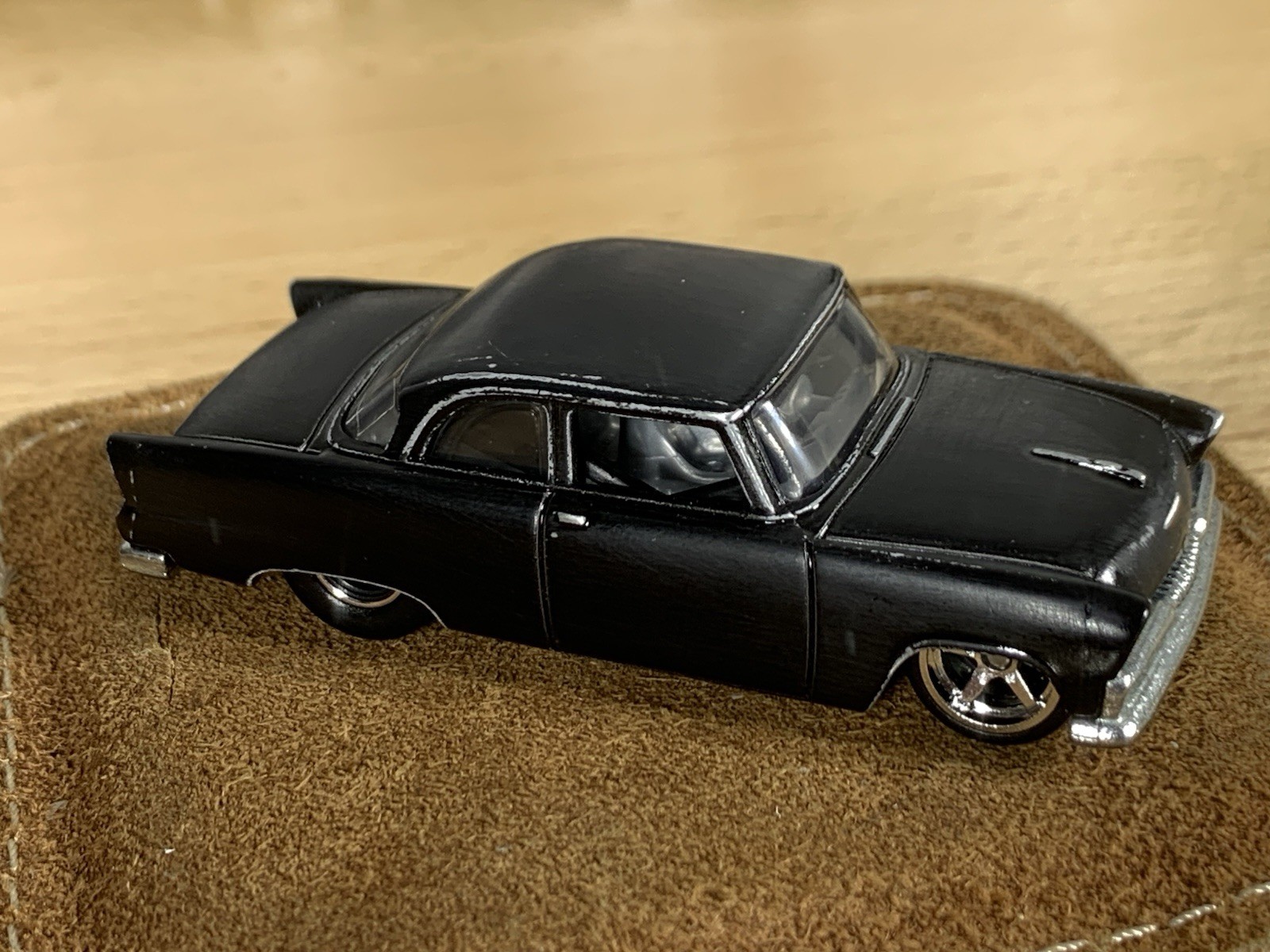 Hot Wheels Customized 1955 Plymouth Savoy Hot Rod Patina Matt Black Metal Base