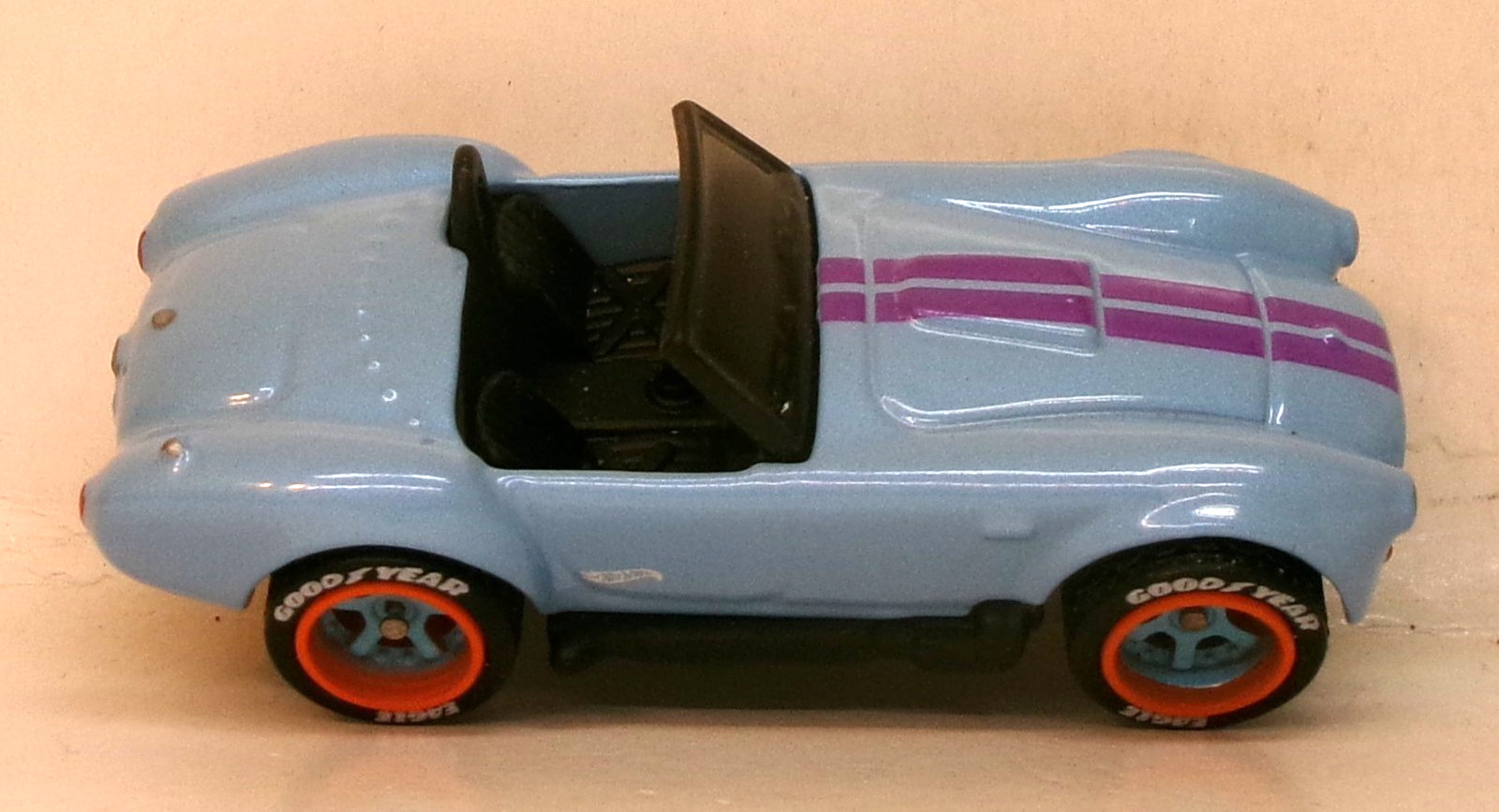 LOOSE 2026 HOT WHEELS 1:64 BLUE SHELBY COBRA 427 S/C WHEEL SWAP REAL RIDERS