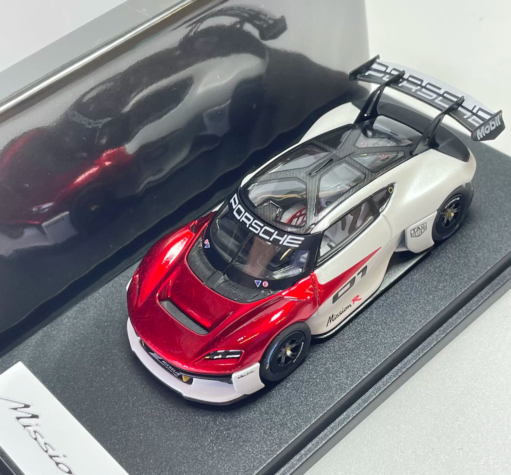 Karium 1:64 Red Mission R #1 Sports Model Diecast Display Car Quick delivery