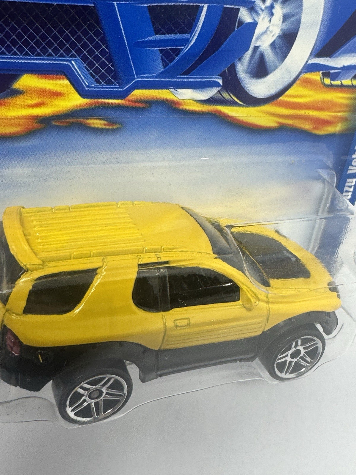 Hot Wheels Yellow Isuzu Vehicross #144 A4