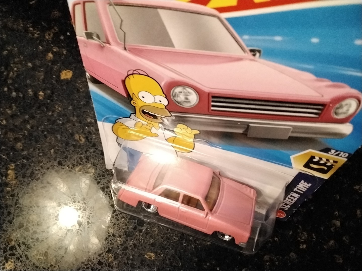 Hot wheels The simpsons family car.