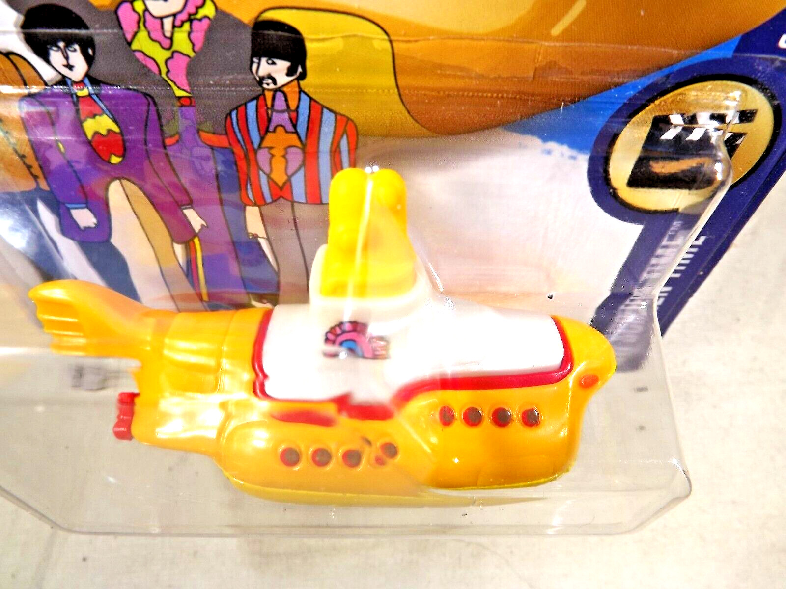 2016 Hot Wheels #225 HW Screen Time 5/5 The BEATLES YELLOW SUBMARINE Yellow wMWs