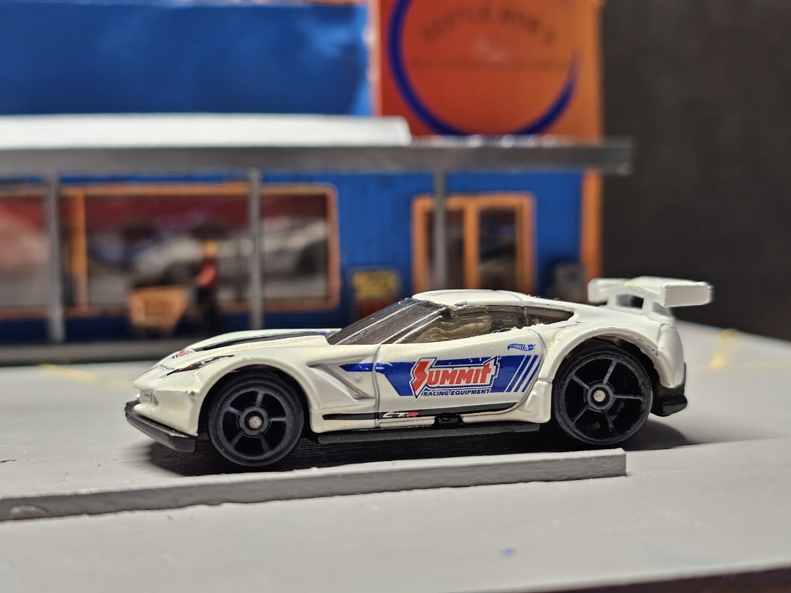 Corvette C7.R 1:64 Hot Wheels 2018 Speed Graphics 1/10 #27 Summit Racing Loose
